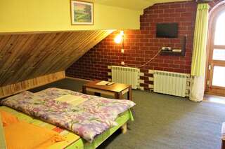 Мини-отель Отдых в Браславе Браслав Двухместный номер с 2 отдельными кроватями и собственной ванной комнатой-6