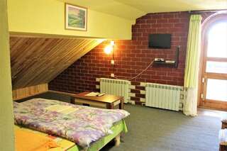 Мини-отель Отдых в Браславе Браслав Двухместный номер с 2 отдельными кроватями и собственной ванной комнатой-19